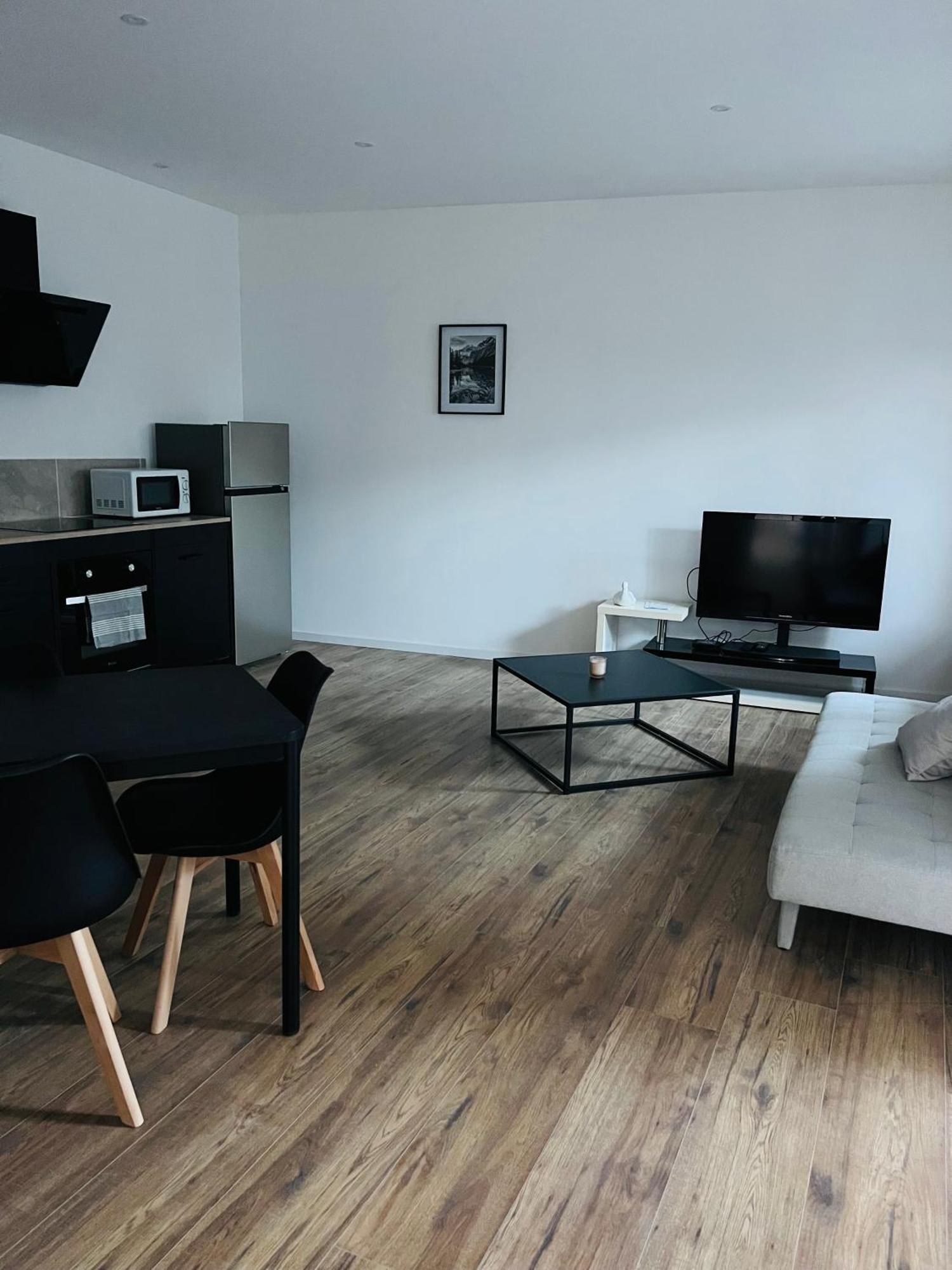 Logements 6 Pers A 15 Minutes D Angers Corné Dış mekan fotoğraf